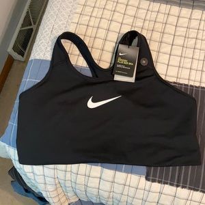 NWT Nike Plus Size Bra